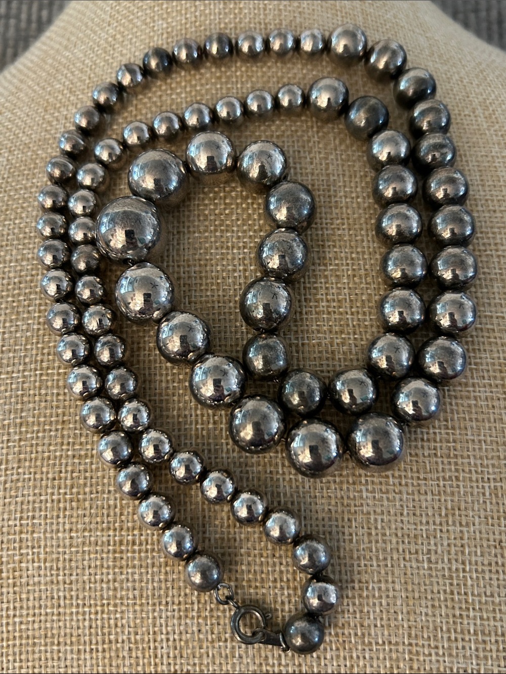 graduated bead necklace made in Korea mirror-like finish